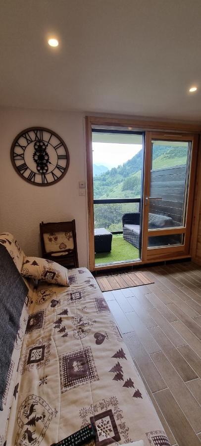 Studio Uissan pour 5 personnes à côté des pistes Huez Esterno foto